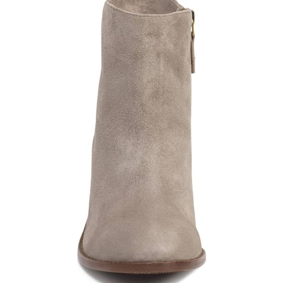 🌺TRASK Tinsley Bootie Boots in Light Grey Suede - Picture 4 of 6